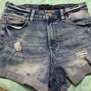 kendall and kylie icon shorts size 5/27
